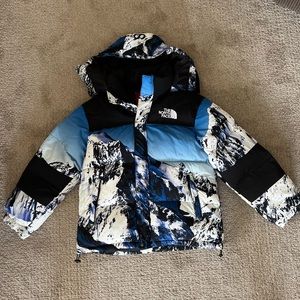 Supreme x The North Face Baltoro Jacket